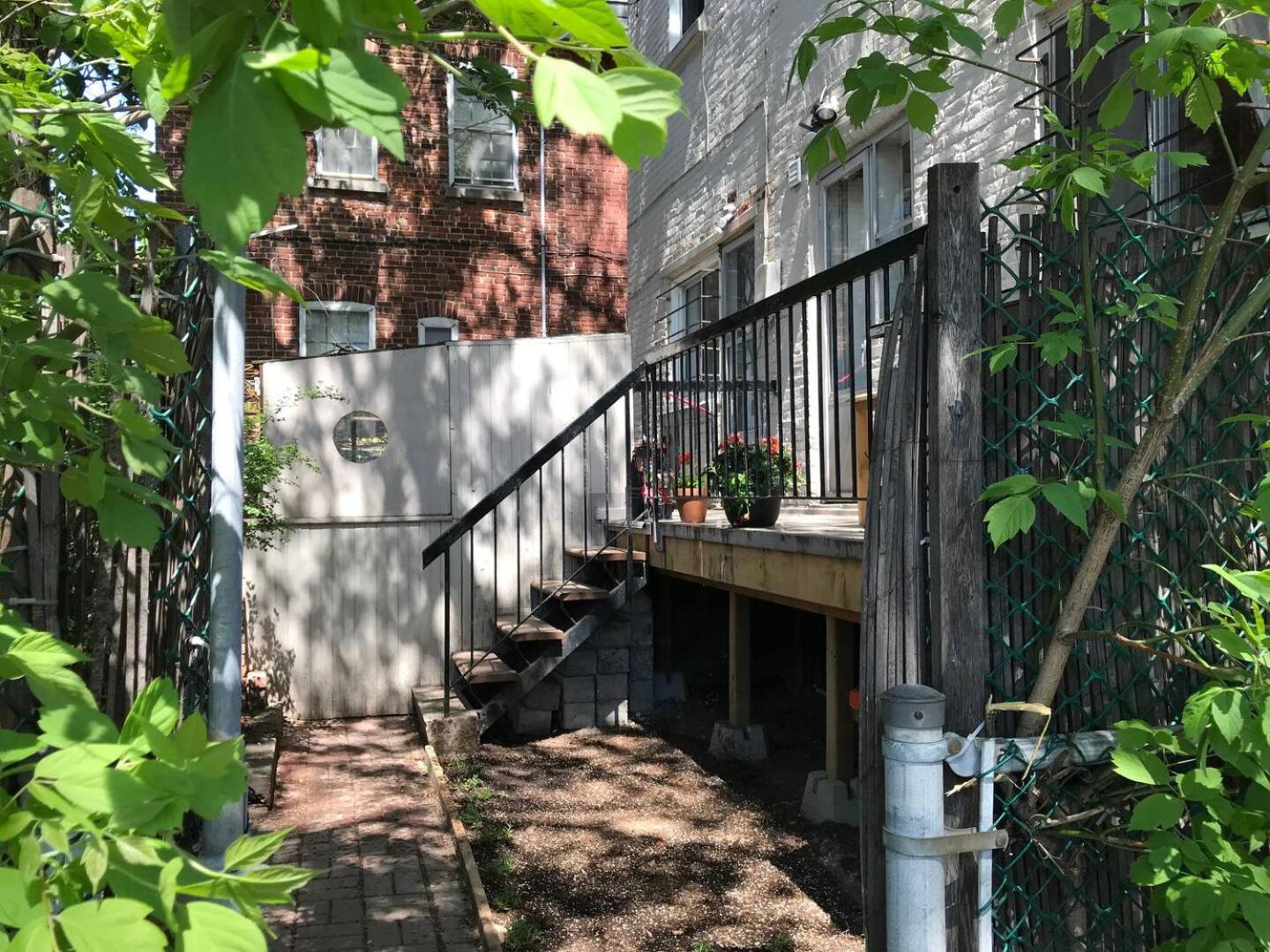 Heart Of Mtr For Memerable Experiance 2 Backyard 7Minmetro Fully Renovated & Equipped Montréal Eksteriør billede