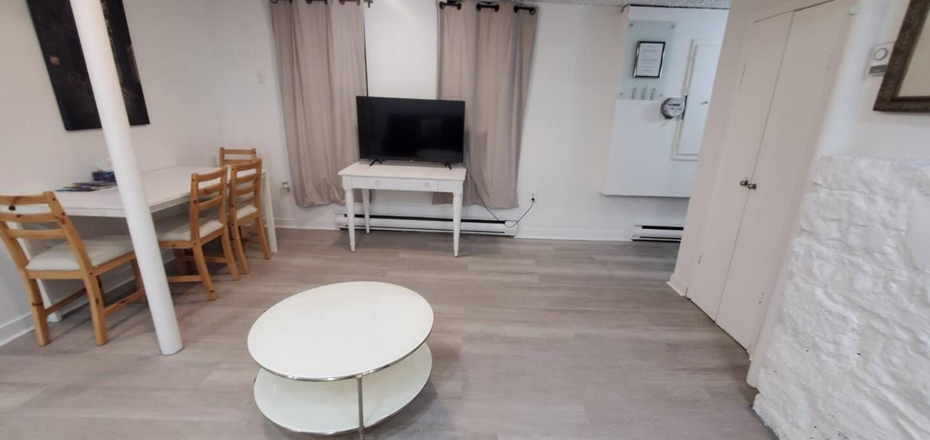 Heart Of Mtr For Memerable Experiance 2 Backyard 7Minmetro Fully Renovated & Equipped Montréal Eksteriør billede
